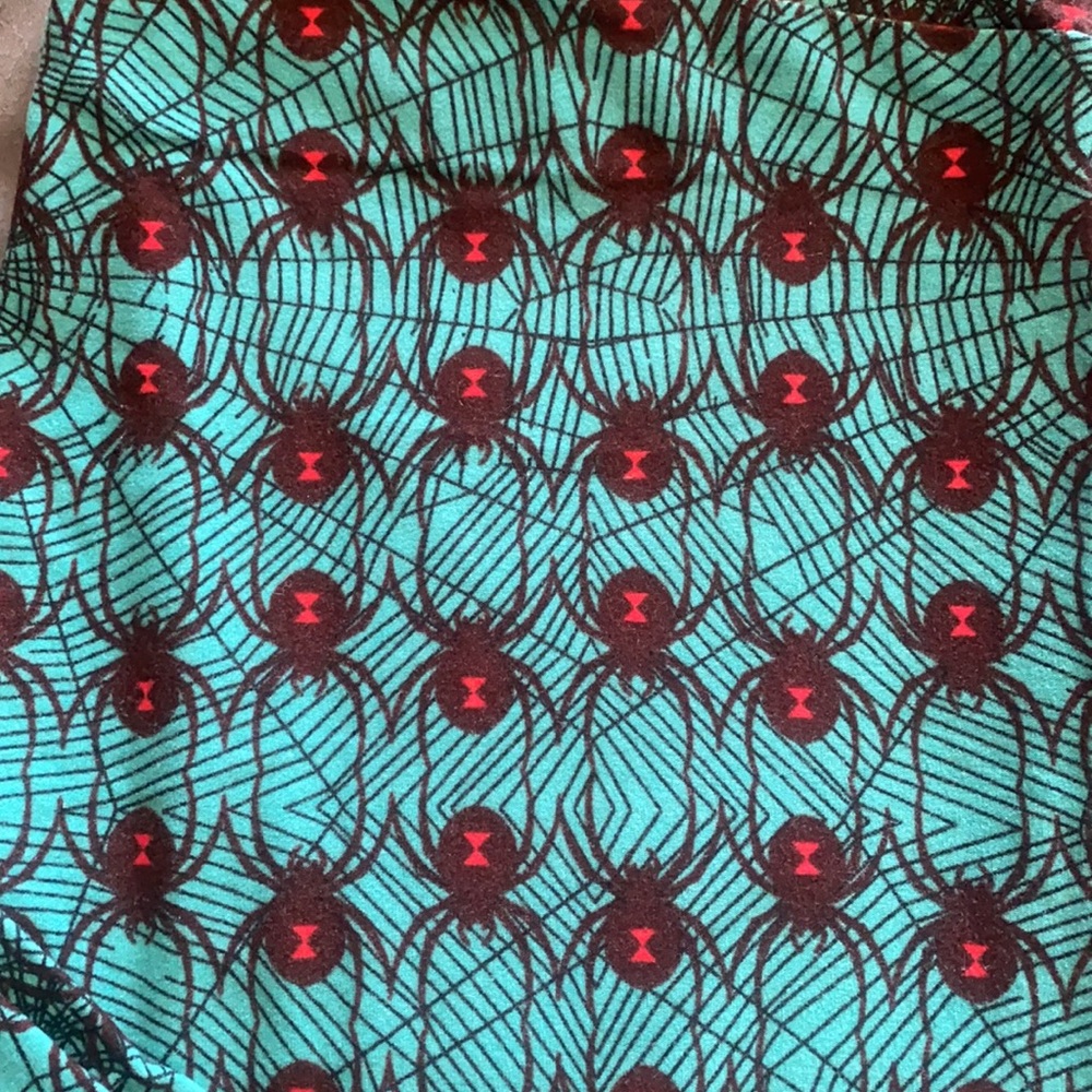 🎃 LuLaRoe Halloween leggings OS fits 2-10